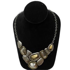 New‎ Premier Designs Pioneer Chunky Hammered Two Toned Pioneer Necklace